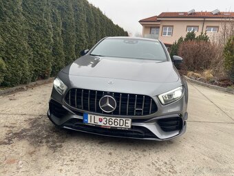 Mercedes benz A 45 AMG