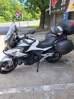 CF moto 700MT Premium