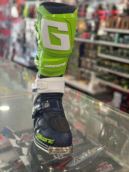 GaerneSG12 LIMITED EDITION