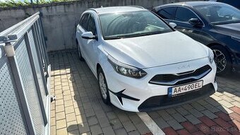 Kia ceed sw 1.5 automat
