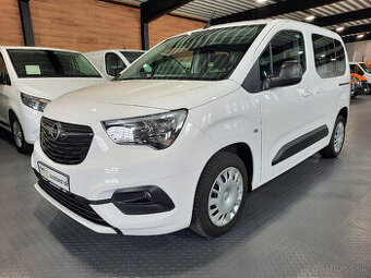 Opel Combo 1.2 - 5 Miest, rv. 2022