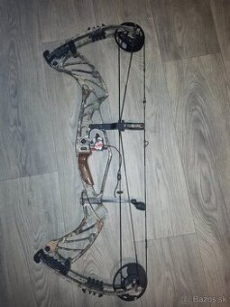 Kladkovy luk LH Hoyt pro defiant