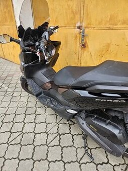 Predám Honda forza 125 2015 33.000km