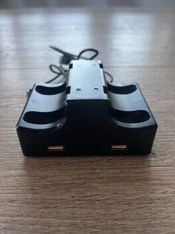 Nintendo Switch Joy-Con nabíjačka na 4 ovládače