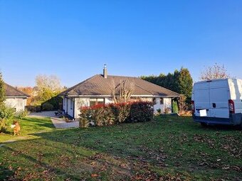 BÁHOŇ ( PEZINOK): NEHNUTEĽNOSŤ S VEĽKÝM POTENCIÁLOM.