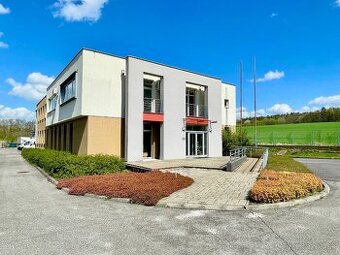 Na prenájom administratívno-skladový areál v Prievidzi