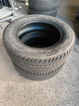 Zimné pneumatiky Barum 215/65 R16 C