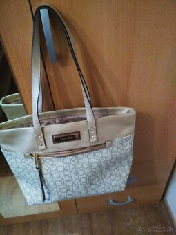 Dámska kožená kabelka