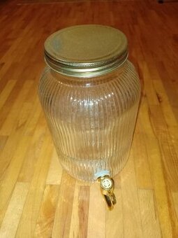 Džbán s kohútikom 3,5 l