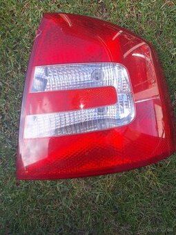 Predám zadné svetlá octavia2