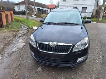ŠKODA ROOMSTER 1,2TSI 4 VALEC 63KW KLÍMA ŤAŽNÉ