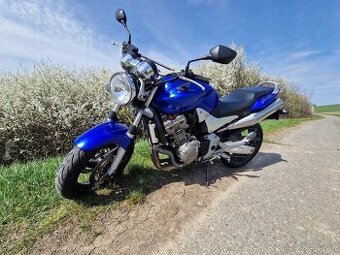 Honda Hornet CB900F, čerstvé STK, servis, nové gumy