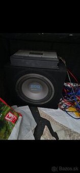 Subwoofer magnat 800w plus zosilovac magnat 1000w