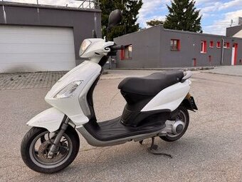 2012 PIAGGIO 125 FLY, naj. 4000 km, po servisu