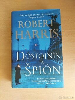 Dostojnik a spion