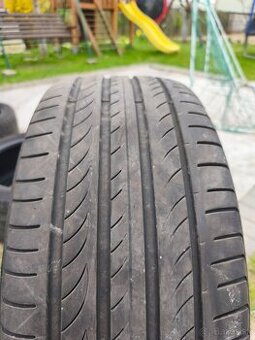 Pirelli 245/45 R19 102Y letné