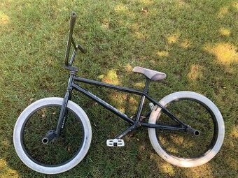 Predam bmx gt performer, 20,5’’tt, 4 pegy…
