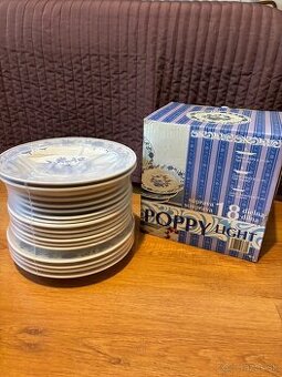 18-dielna porcelánová súprava tanierov Poppy Light – NOVÁ