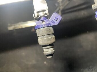 Palivová rampa a vstreky Audi