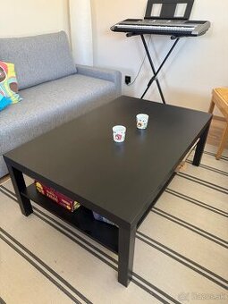Konferenčný stolík z IKEA