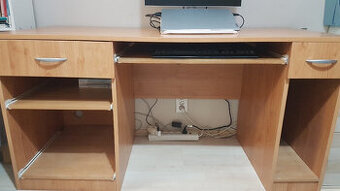 Písací / pracovný / kancelársky stôl / stolík