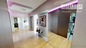 ŽILINA CENTRUM- EXKLUZÍVNY 3 BYT (107 m2) + GARÁŽ + POZEMOK