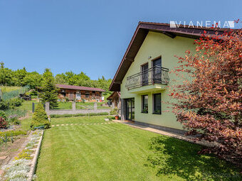 IBA U NÁS Na predaj štýlový 5 - izbový rodinný dom - Horný  - 1