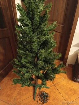UMELÝ VIANOČNÝ STROMČEK+OSVETLENIE