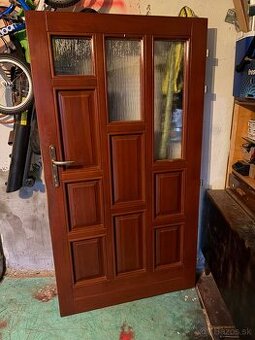 Vchodové dvere