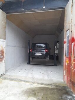 DIELŇA , SKLAD, SERVIS , PRIESTOR - 1