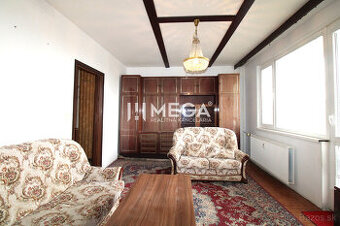 NA PREDAJ 3-IZBOVÝ BYT S VEĽKÝM BALKÓNOM ul. MIEROVÁ HUMENNÉ