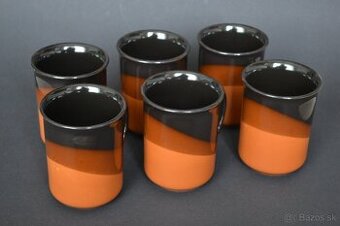 Hrnčeky (šálky) s objemom 250ml - TOP STAV