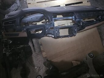 Palubovka bmw f01 f02