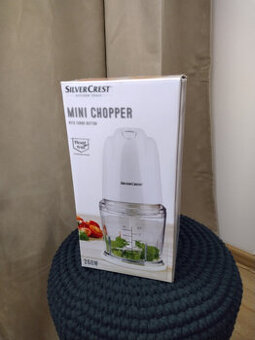 limitovana edicia znackovy elektricky krajac,chopper