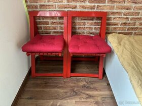 Červené skladacie stoličky 2ks