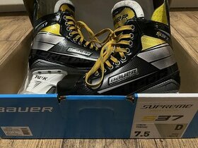 Predám Hokejové korčule Bauer Supreme S37, veľ. 7,5D