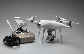 Dron DJI Phantom 4 advanced