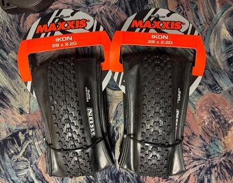 plaste maxxis ikon