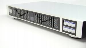 Predám grafický equalizer JVC SEA-33