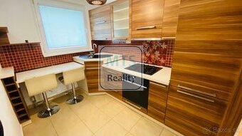 Ponúkame na predaj 3-izbový byt vo Vrútkach, na ulici Nábrež