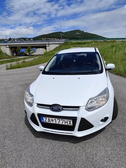 Ford 1.0 ecoboost 74kw.2013/7 94200km