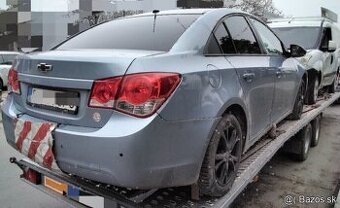 Chevrolet Cruze 1.6 2011 predám MOTOR F16D4, DVERE, RIADENIE
