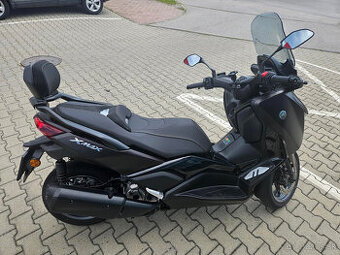 YAMAHA XMAX 300 Tech Max