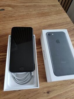 Apple iPhone 7