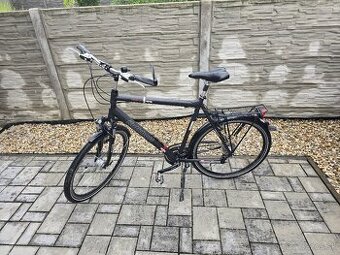 Treking bicykel