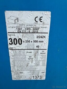Predám porfix 300. Cena 4€ 32 paliet
