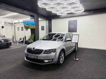 Škoda Octavia 3 1.8tsi 132kw DSG STYLE liftback 1majiteľ