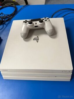 Predám hernú konzolu PS4 PRO 1TB White Minimálne Známky