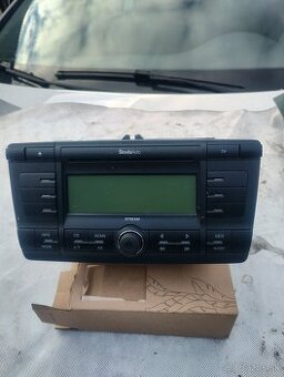 Rádio škoda Octavia 2