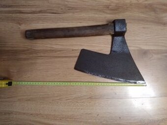 Sekery,a sekacie naradie,nožíky - 1